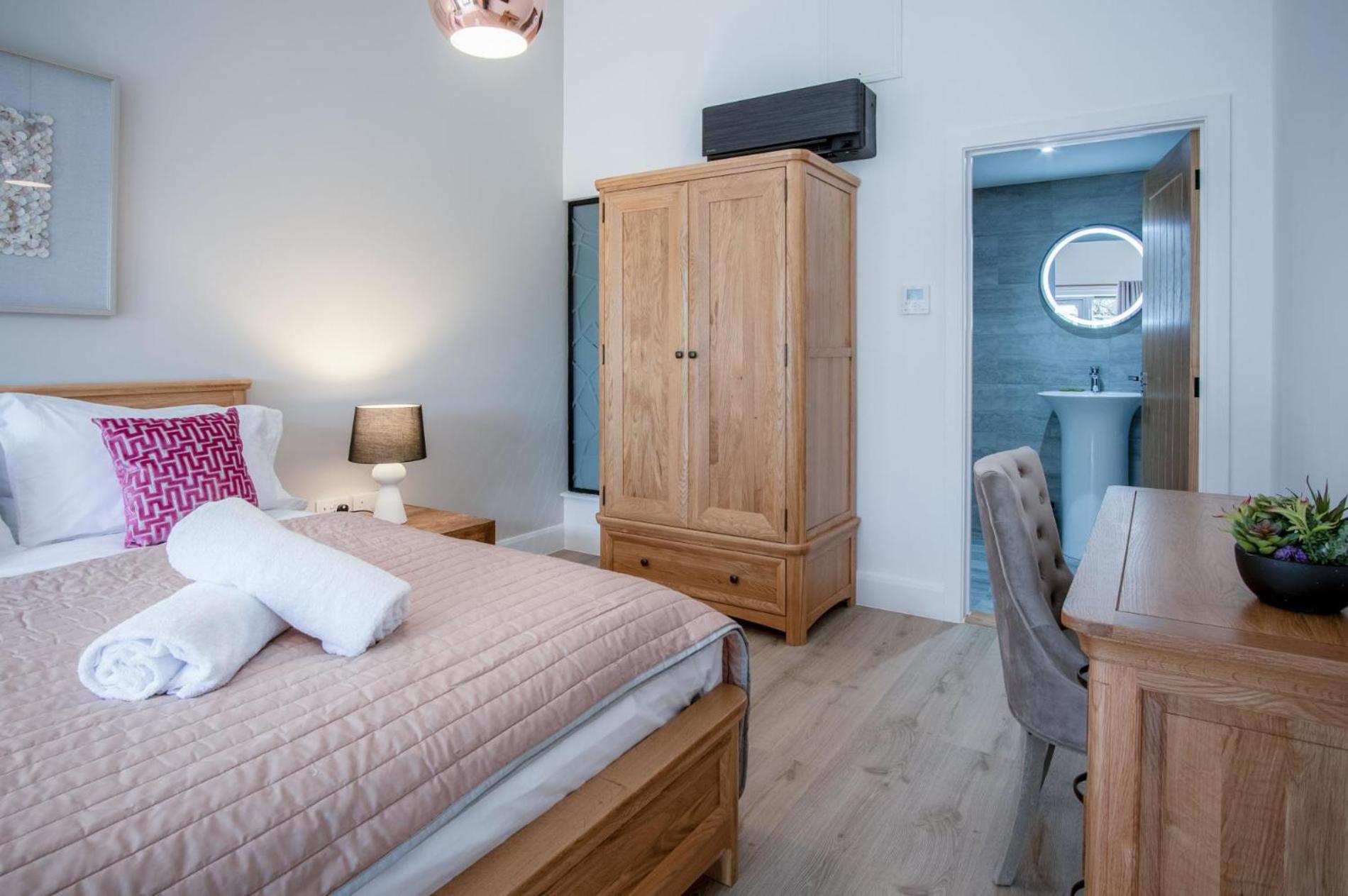 Suite 12 - Sleeping Giant Hotel - Pen Y Cae Inn Brecon Extérieur photo