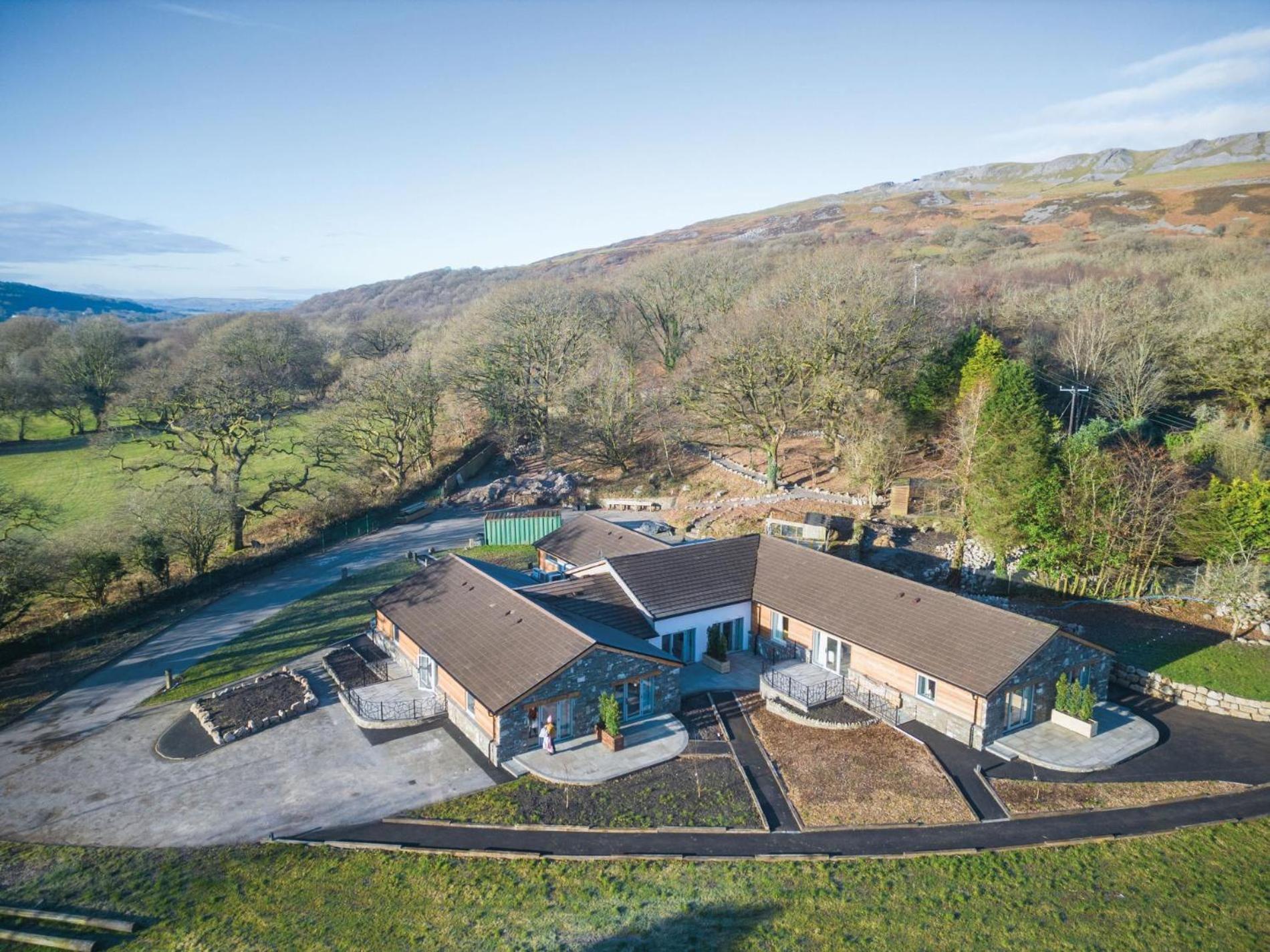 Suite 12 - Sleeping Giant Hotel - Pen Y Cae Inn Brecon Extérieur photo