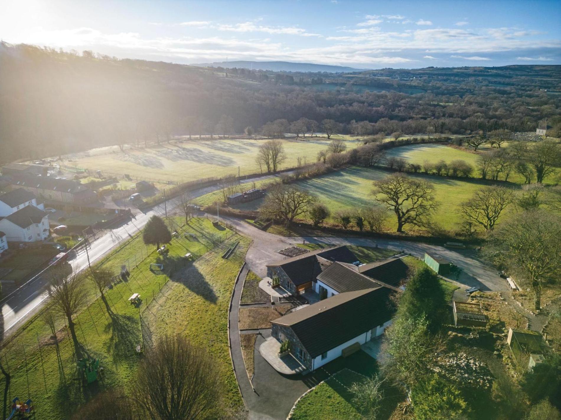 Suite 12 - Sleeping Giant Hotel - Pen Y Cae Inn Brecon Extérieur photo